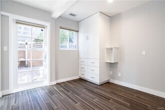 7450 Webb Rd in Chatsworth, CA - Building Photo - Building Photo