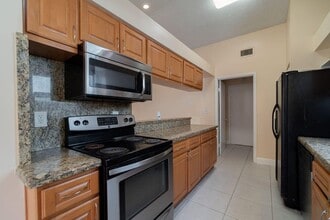 14 Misty Meadow Dr in Boynton Beach, FL - Building Photo - Building Photo