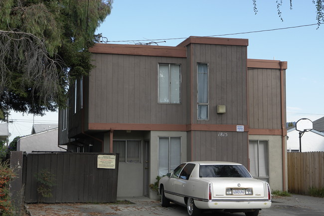 1815 88th Ave in Oakland, CA - Building Photo - Building Photo