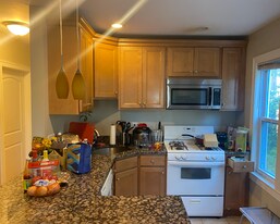 27 Fairfax St, Unit 1 in Somerville, MA - Building Photo