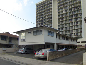 2136 Waiola St in Honolulu, HI - Building Photo - Building Photo