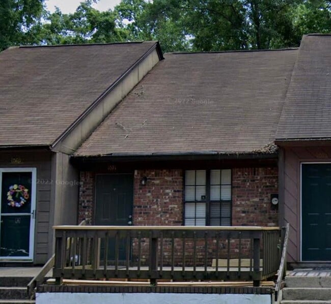 property at 1071 Ocala Rd