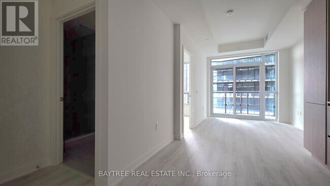 120 Broadway Ave in Toronto, ON - Building Photo - Building Photo