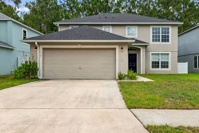 property at 76367 Longleaf Loop