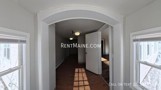 2412 Western Ave, Unit F in Newburgh, ME - Building Photo - Building Photo