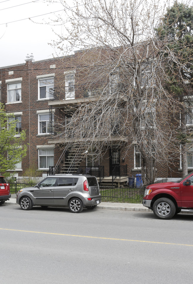 5256 Bannantyne in Montréal, QC - Building Photo - Primary Photo