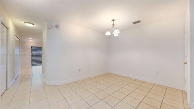 12819 SW 31st Ct in Miramar, FL - Foto de edificio - Building Photo