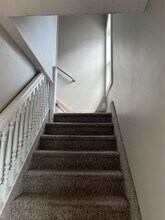 172 Garfield Ave in Mineola, NY - Building Photo - Building Photo