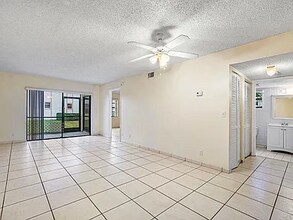 3050 Norwood Pl in Boca Raton, FL - Building Photo - Building Photo