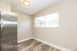 4144 Katanga Dr N in Jacksonville, FL - Building Photo - Building Photo