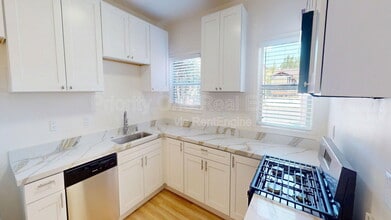 2709 C St in San Diego, CA - Building Photo - Building Photo