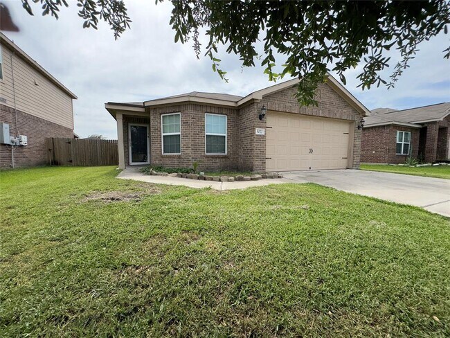 property at 5022 Beck Ln
