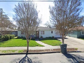 2526 Spring Creek Dr, Unit 2526 SPRING CREEK DR in Santa Rosa, CA - Building Photo