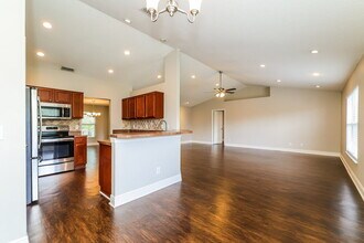 1900 Southern Oak Loop in Minneola, FL - Foto de edificio - Building Photo