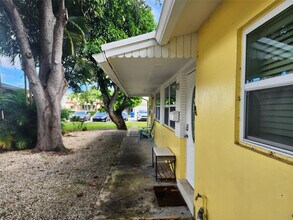 620 SW 10th St in Fort Lauderdale, FL - Building Photo - Building Photo