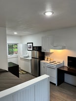 45 Gage Rd, Unit 205 in Lake George, NY - Building Photo