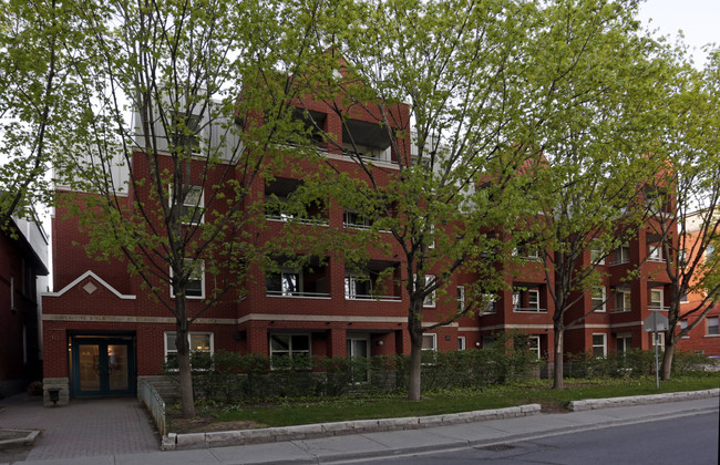 St. Georges Housing Co-Operative in Ottawa, ON - Building Photo - Primary Photo