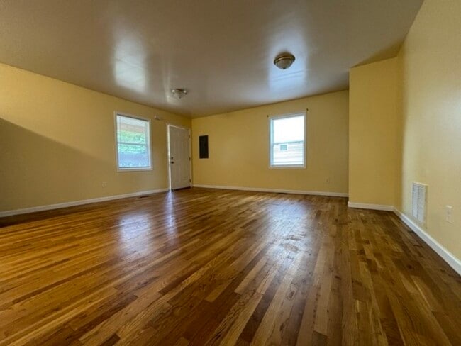 10 Townview Dr in Asheville, NC - Building Photo - Building Photo