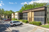 11714 Raintree Lk Ln in Tampa, FL - Foto de edificio - Building Photo