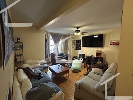 735 Parker St in Boston, MA - Building Photo