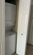 655 SW 111th Way in Pembroke Pines, FL - Building Photo - Building Photo