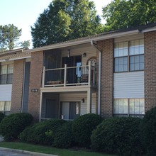 Kensington Apartments in Taylors, SC - Foto de edificio - Building Photo