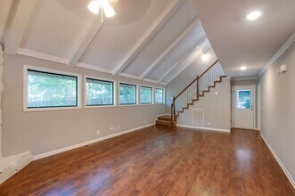 625 Mercer Dr in Hermitage, TN - Building Photo - Building Photo
