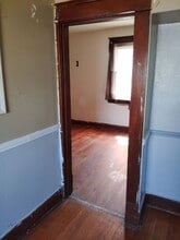 5746 Hodiamont Ave in Jennings, MO - Building Photo - Building Photo