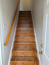 6932 Oakland St, Unit Oakland 2nd floor in Philadelphia, PA - Building Photo - Building Photo