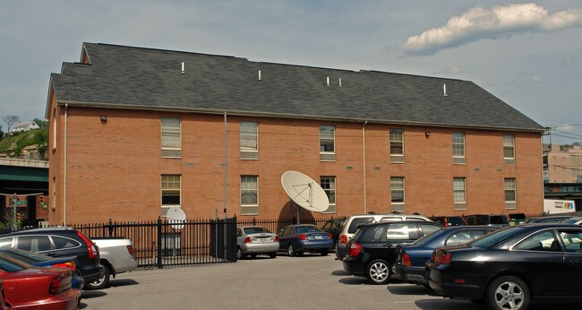 Smith Street Station Apartments in Charleston, WV - Building Photo - Building Photo