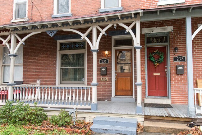 236 Muench St in Harrisburg, PA - Building Photo - Building Photo