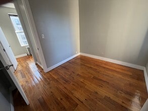 295 E 149th St, Unit 17 in Bronx, NY - Foto de edificio - Building Photo