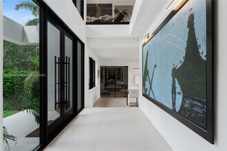 325 Campana Ave in Coral Gables, FL - Building Photo - Building Photo