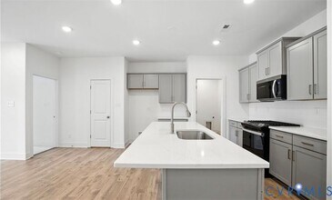 6900 Sunrise Oasis Ln in Midlothian, VA - Building Photo - Building Photo