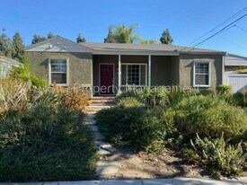 1412 N Fairview St in Burbank, CA - Building Photo