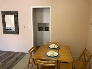 1424 Berkeley St, Unit 3 in Santa Monica, CA - Building Photo - Building Photo