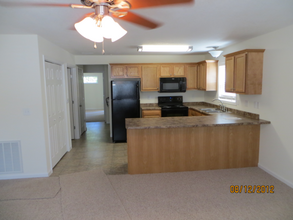 35 Hillside St in Weaverville, NC - Building Photo - Building Photo