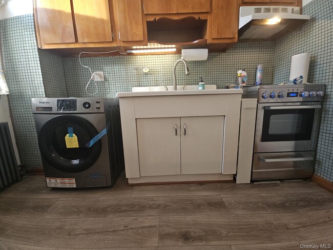 229 Monitor St in Brooklyn, NY - Building Photo - Building Photo