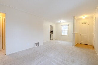 6825 Xerxes Ave S in Minneapolis, MN - Building Photo - Building Photo