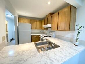 17413 119th Ln SE in Renton, WA - Building Photo - Building Photo