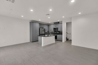 4252 E Sage Paseo in Ontario, CA - Building Photo - Building Photo