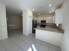 3354 W 112th St in Hialeah, FL - Building Photo