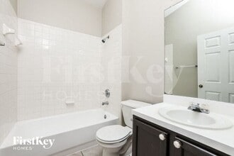 7442 Groveoak Dr in Orlando, FL - Building Photo - Building Photo