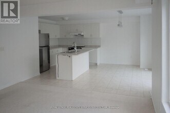 1129 Beneford Rd in Oshawa, ON - Building Photo - Building Photo