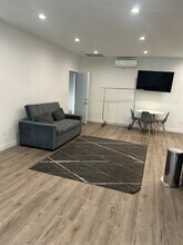 10841 Wilkins Ave in Los Angeles, CA - Building Photo - Building Photo
