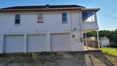 416 Greenside Ave in Canonsburg, PA - Building Photo - Building Photo
