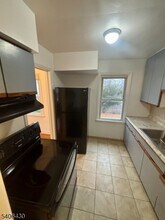 299 Wilson Ave in Rahway, NJ - Foto de edificio - Building Photo