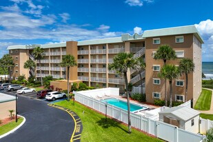 The Dunes of Indialantic in Indialantic, FL - Building Photo