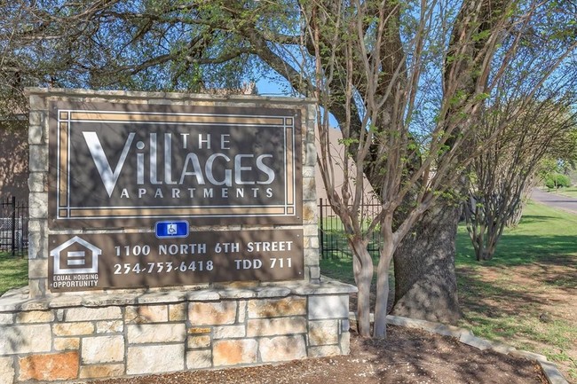 Summit at the Villages at Waco in Waco, TX - Foto de edificio - Building Photo