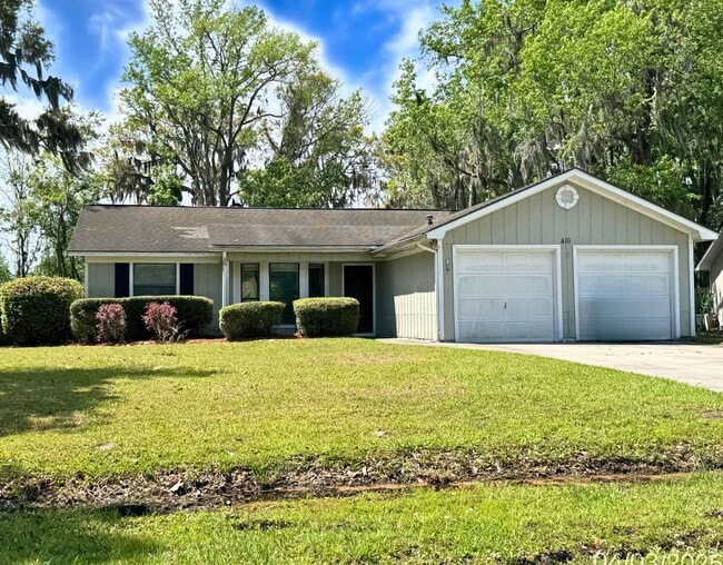 property at 416 Sunnyside Dr